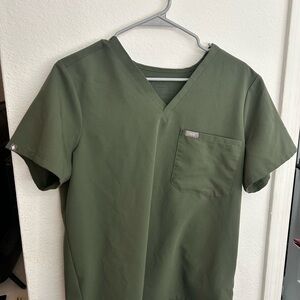 FIGS Catarina and Kade Cargo